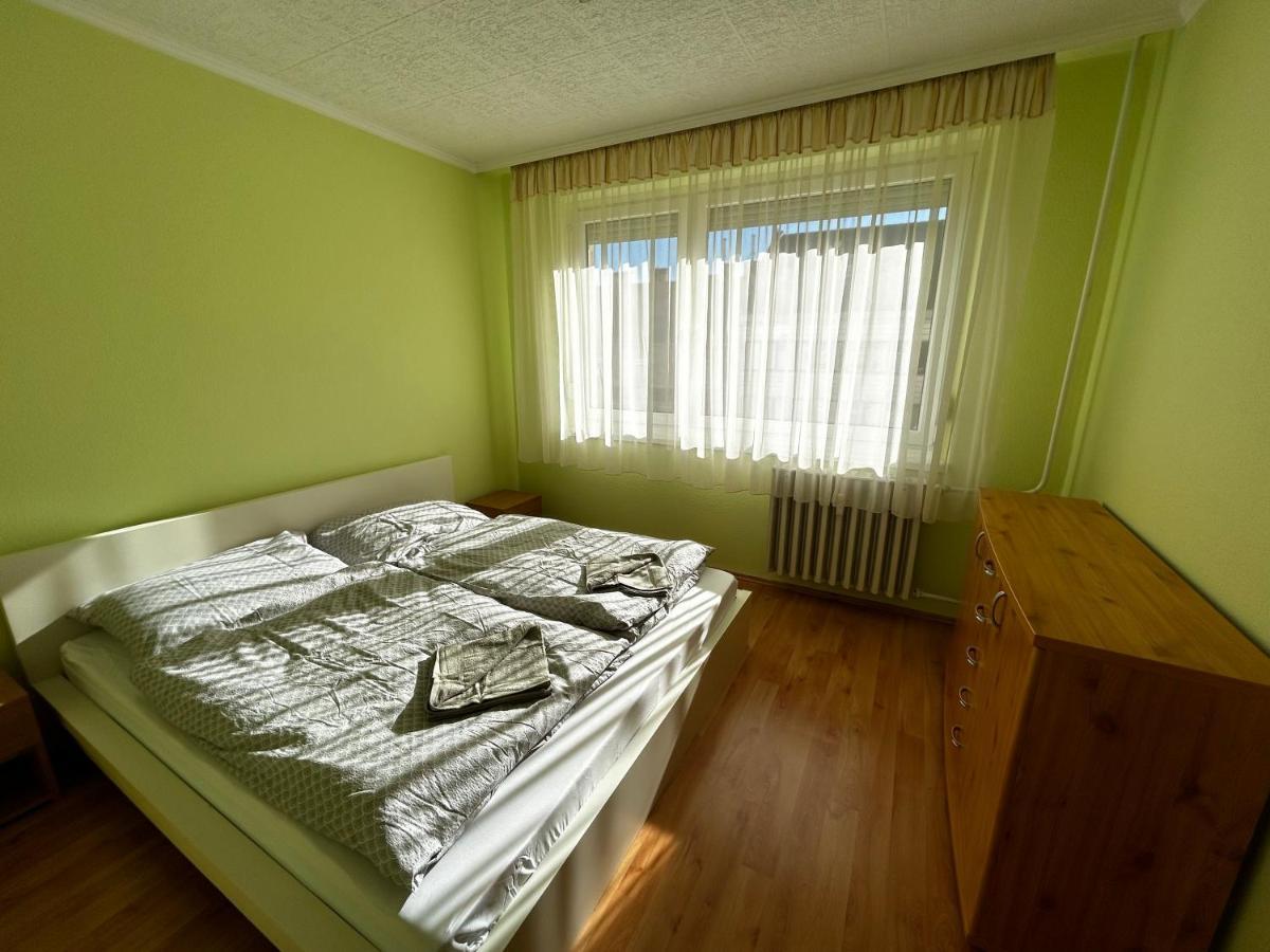 Backstage Apartment Győr Exterior foto
